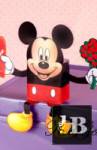  Disney Valentine box, cards and a garland. 